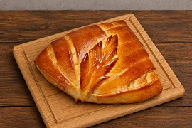Пирог 150 гр с треской и сыром